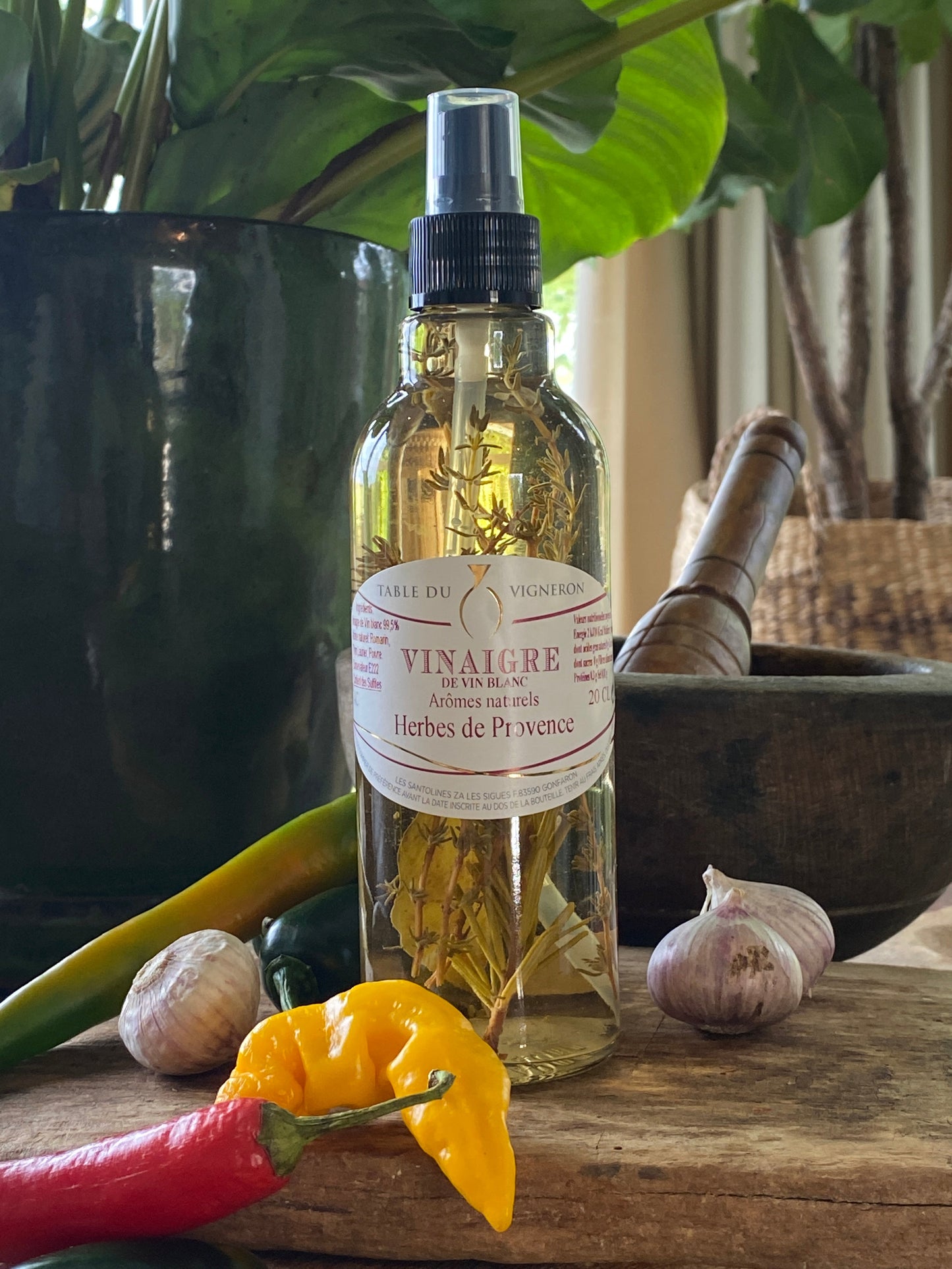 Vinný ocet s provensálskými bylinkami